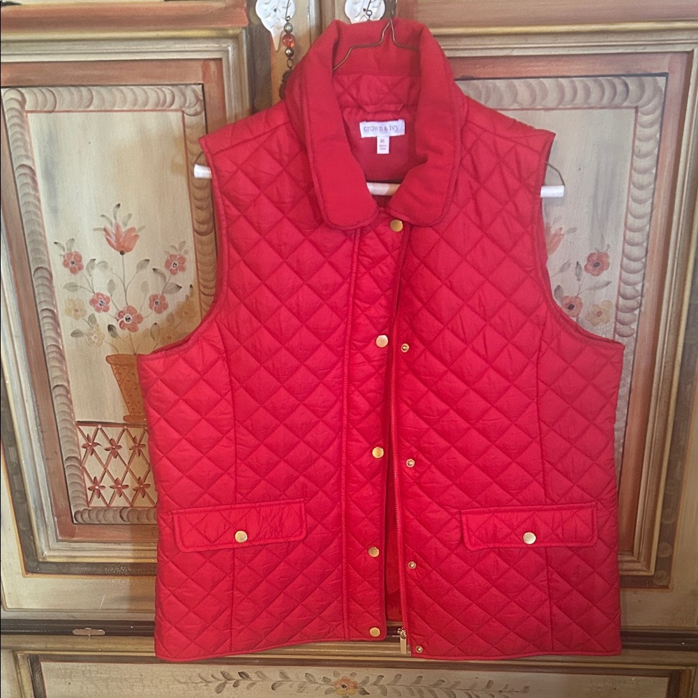 crown & ivy Red Quilted Snap-Front Vest